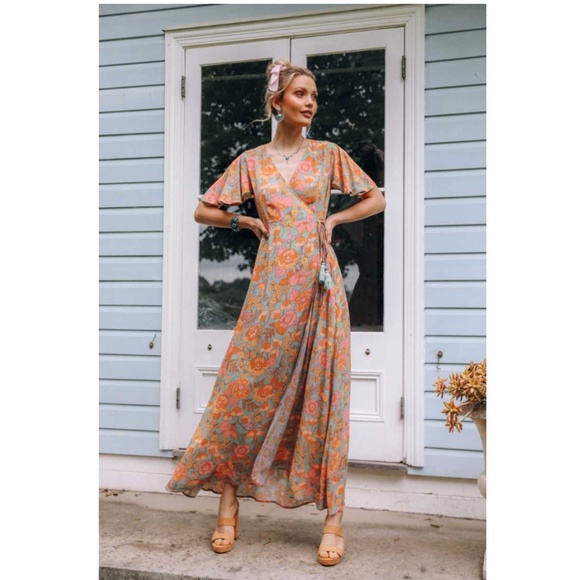 Boho chic floral print wrap maxi dress - Picture 2 of 6